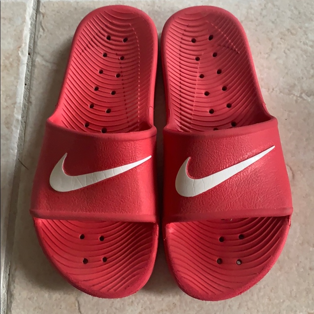 Men’s Nike slides size 8